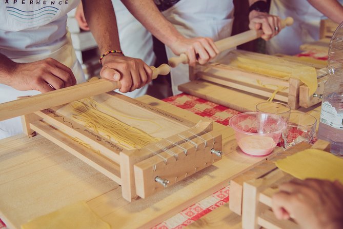 Abruzzo Traditional Pasta Making With 85Y Old Local Grandma - Interaction With a Knowledgeable Instructor