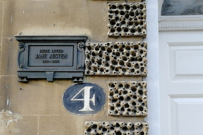 Afternoon Bath City Tour - Private Tour From Bristol With a Local Guide - Exploring the Roman Baths