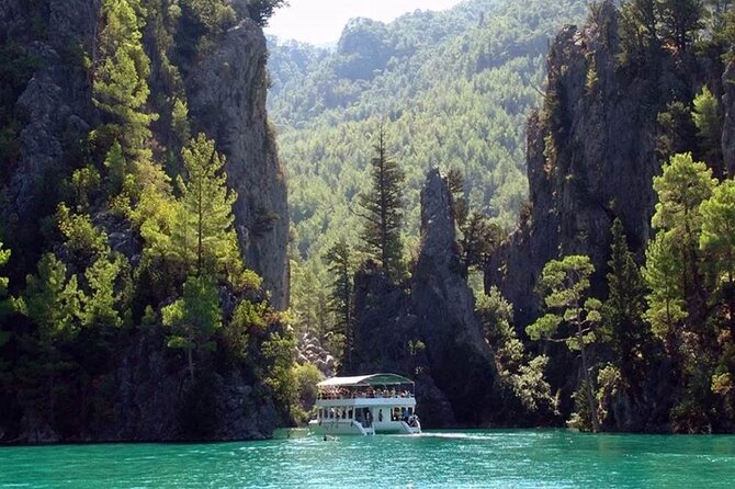 Alanya Green Canyon Boat Trip With Lunch & Unlimited Soft Drinks - Lunch and Refreshments