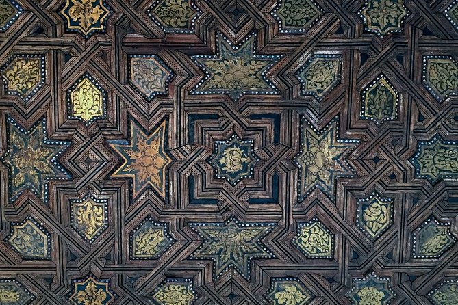 Alhambra Night Visit (8 People) - Wheelchair Accessibility