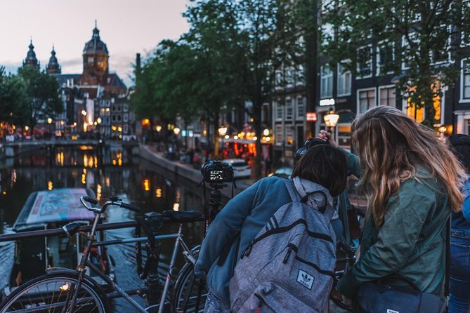 Amsterdam Night Photography Workshop With a Professional - Capturing Unique Snaps