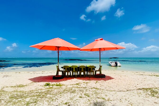 An Excursion of the South East Lagoon of Mauritius - What to Expect on the Tour