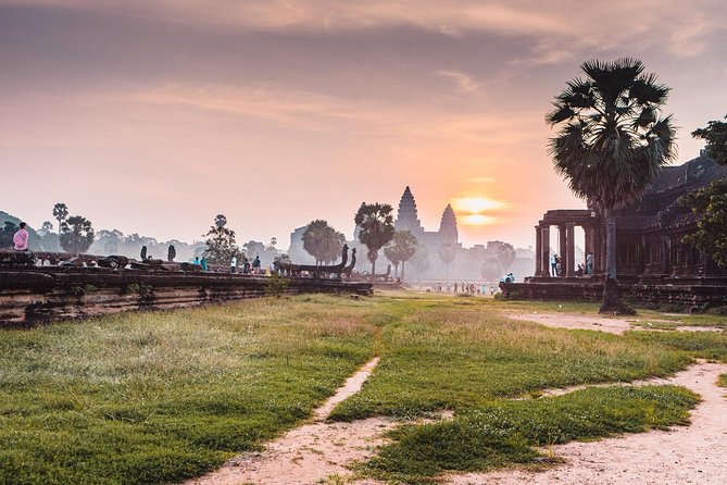 Angkor Wat Sunrise Private Tours by Tuk Tuk From Siem Reap - Cancellation Policy