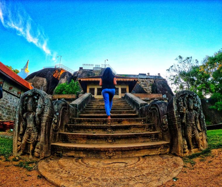 Anuradhapura Ancient City Guided Day Tour From Kandy - Important Information