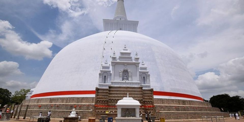 Anuradhapura Unveiled: Exclusive Private Day Tour - Frequently Asked Questions