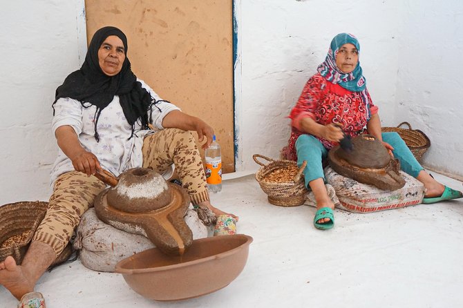 Argan Forest, Tea Time at a Berbers Family & Visit of an Argan Cooperative. - Guided Tour Highlights