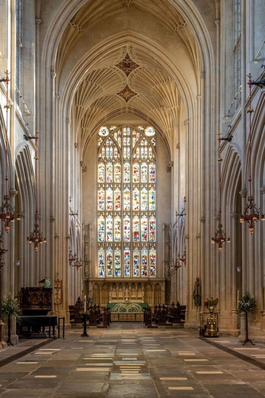 Bath: Bath Abbey Entry Ticket and Guided Tower Tour - Abbey History and Architecture