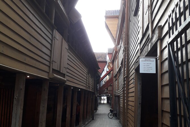 Bergen: Local Food Tasting & Excursion With a City View From the Top - Ideal for Food and Sightseeing Enthusiasts