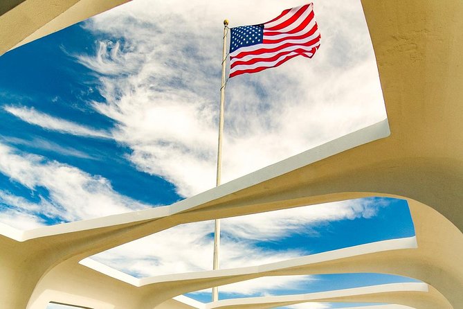 Best of Oahu: Pearl Harbor & Oahu Circle Island Tour From Waikiki - Key Attractions on the Tour