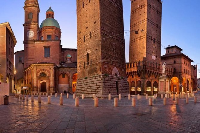 Bologna By Night Walking Tour - Tour Highlights and Experiences
