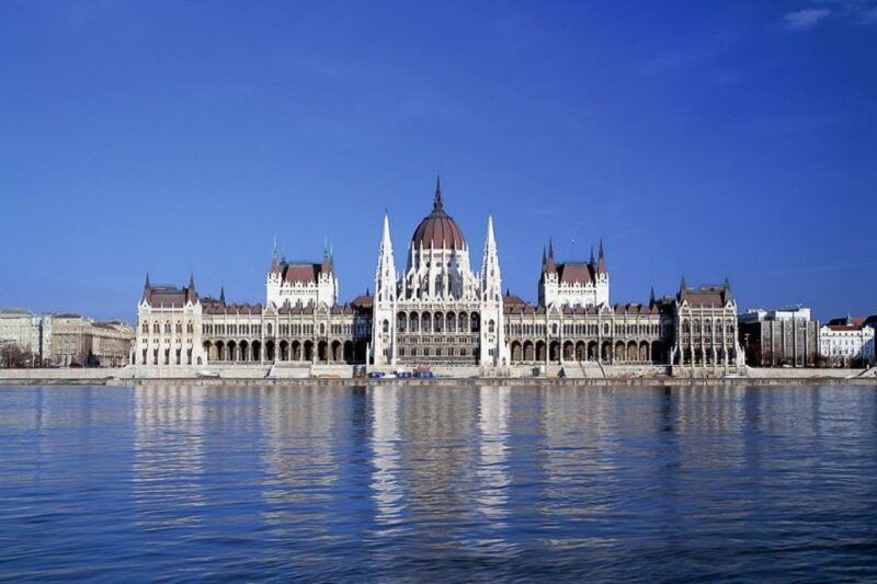 Budapest: 3-Hour Grand City Tour and Castle Walk - Customer Ratings and Feedback