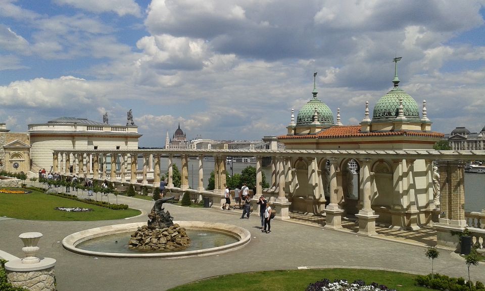 Budapest: Buda Castle Private Walking Tour - Customer Feedback