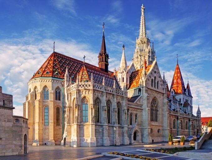 Budapest: Buda Walking Tour - Meeting Point