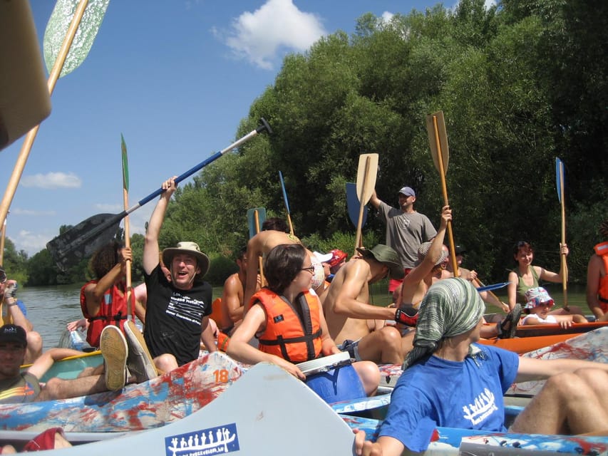 Budapest: Canoeing Tour on the Danube With Hot Sauna After - Inclusions and Amenities