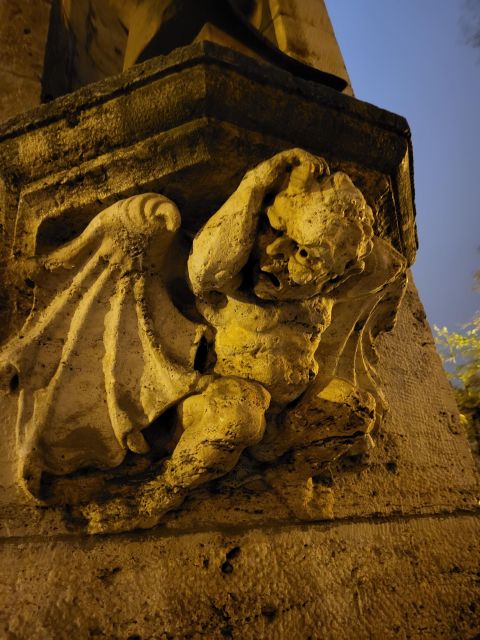 Budapest: Draculas Hungarian Roots; Discovering City Park - Uncovering Dracula Statues