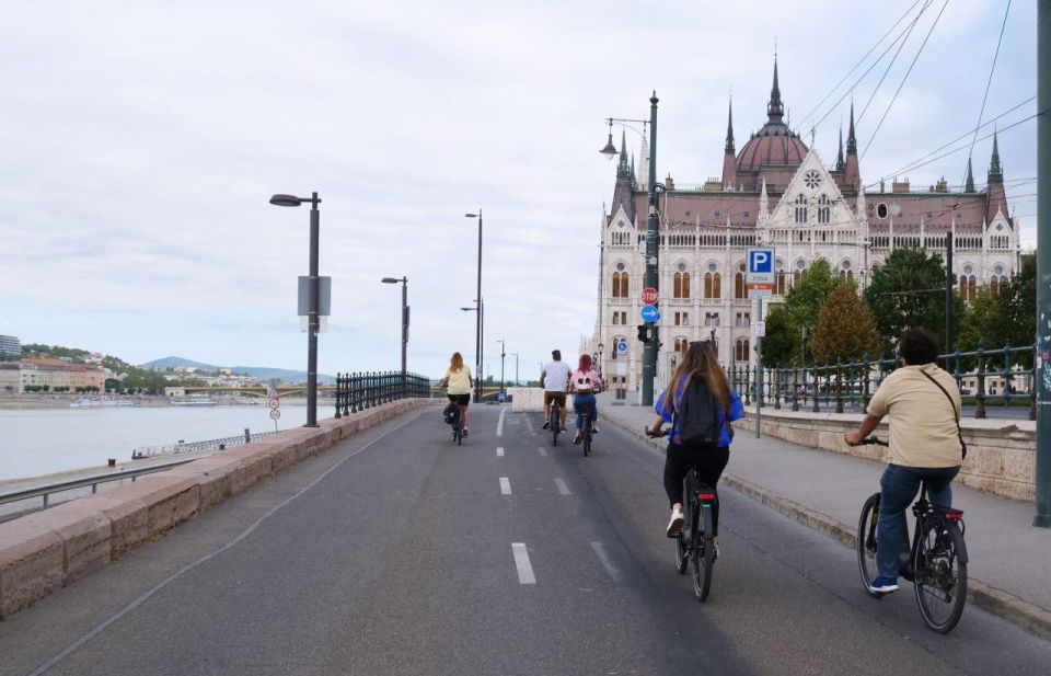 Budapest: Guided E-Bike Sightseeing Tour - Booking Details