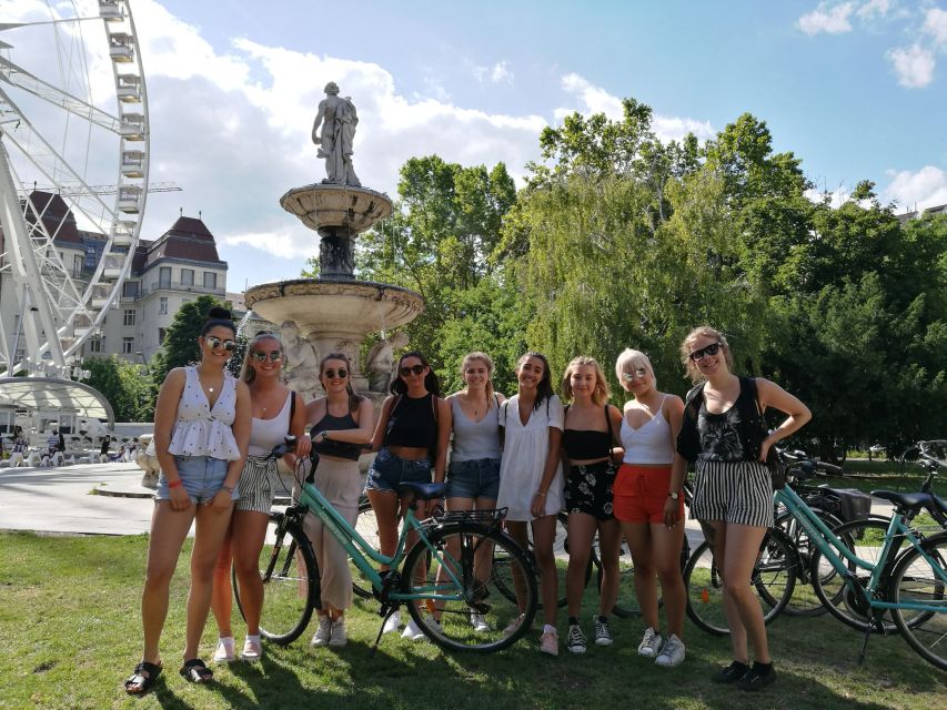 Budapest Wheels & Meals Bike Tour With a Hungarian Goulash - Customer Feedback