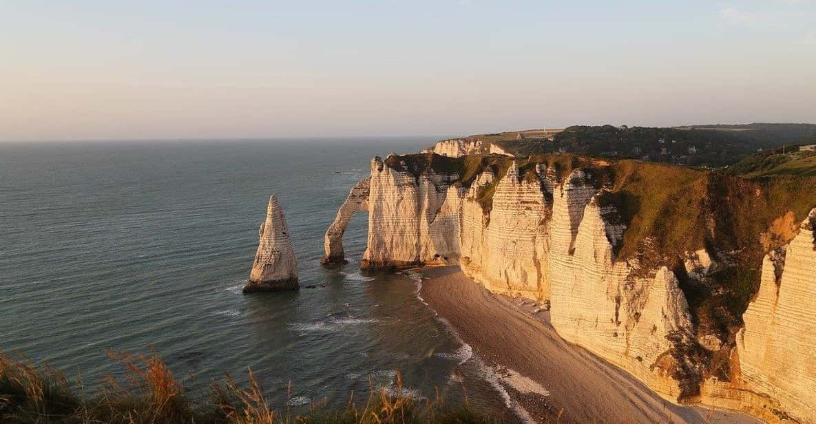 Caen: Étretat Cliffs Private Guided Tour - Artistic Influence and Recommendations