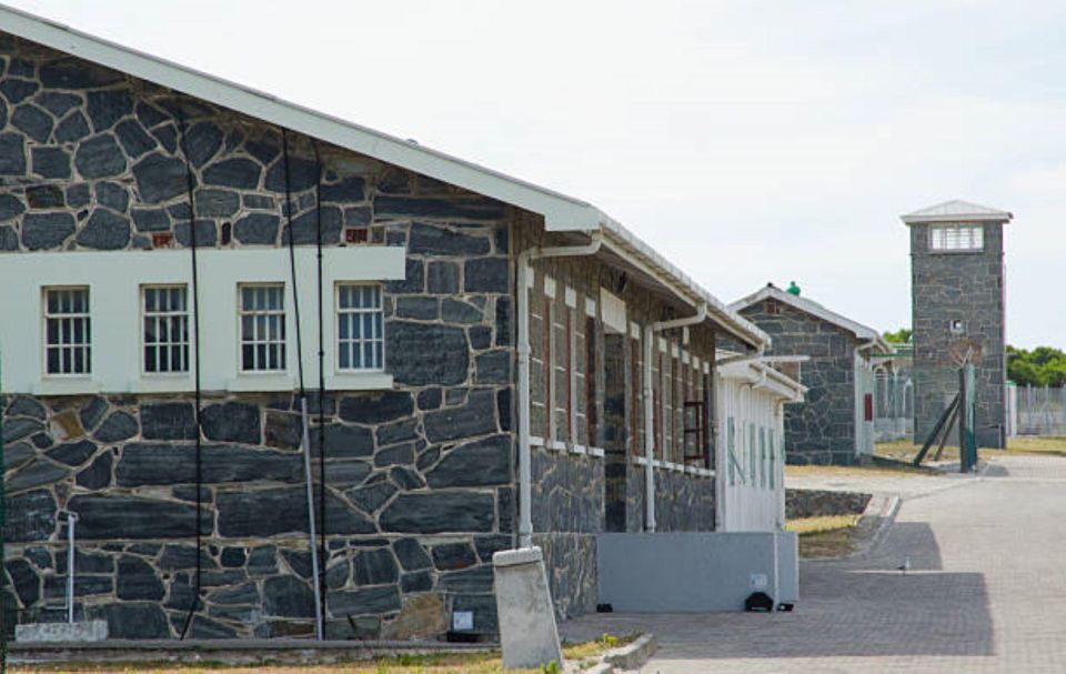 Cape Town City Highlights Tour:Robben Island, Table Mountain - Breathtaking Table Mountain Sightseeing