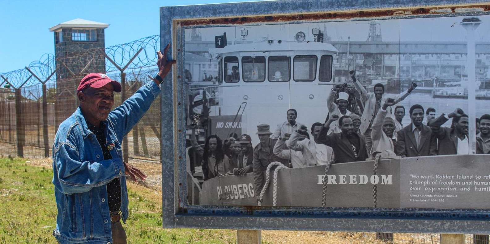 Cape Town: Robben Island Ferry Ticket & Guided Tour - Booking and Contact