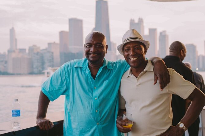 Chicago Fireworks Dinner Cruise With Buffet - Customer Feedback and Reviews