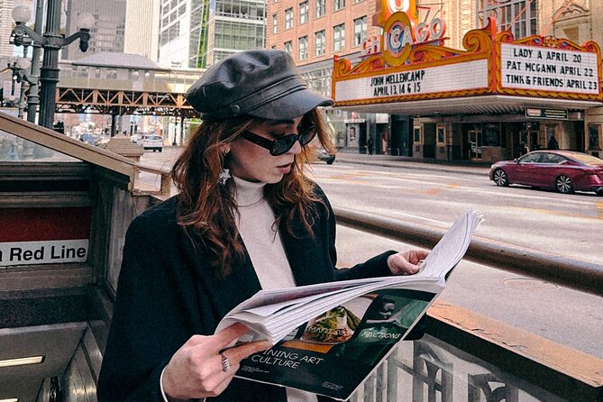 Chicago Insta Walk With Digital and Polaroid Photoshoot - Expert Photographer Guidance