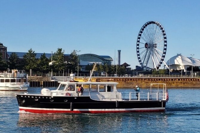 Chicago River Architecture Tour Aboard a Historic Yacht - Accessibility Features