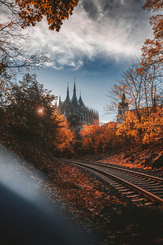 Church of Bones & Silver Town Kutná Hora: Private Tour - Architectural Marvels