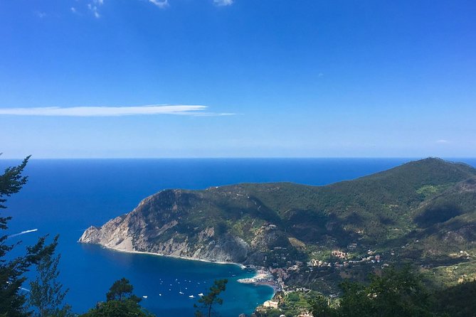 Cinque Terre Private Tour From Lucca - Stunning Coastal Scenery