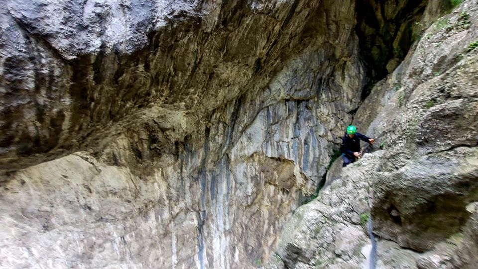 Cluj Napoca: Climbing or Hiking Experience in Turda Canyon - What to Bring