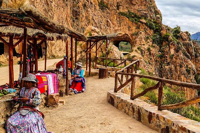 Colca Canyon: 2 Day Tour From Arequipa - Accessibility and Customer Feedback