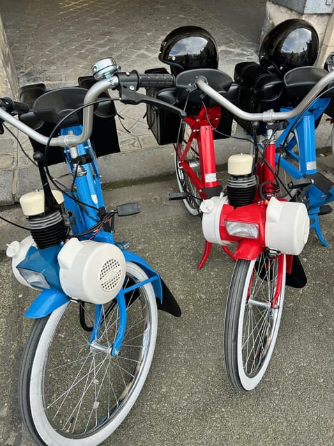 Custom Solex Tour in Paris - Convenient Delivery