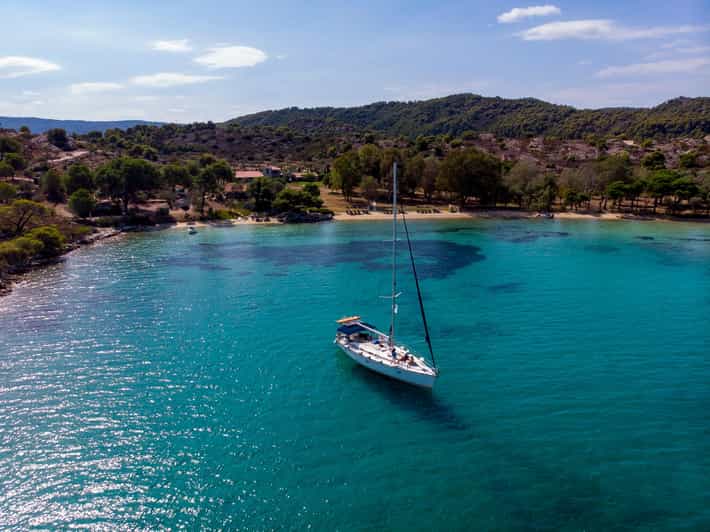 Day Sailing Cruise - Destinations and Activities