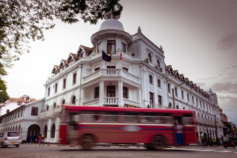 Day Tour of Kandy by Tuktuk With Free Lunch and Entry - Booking and Availability