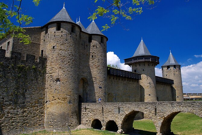 Day Trip to Carcassonne Cite Medievale and Comtale Castle Tour From Toulouse - Visiting Saint Nazaire Basilica