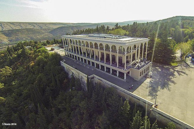 Dinner in Funicular Restaurant Complex at Mtatsminda Park From Tbilisi - Positive Customer Reviews