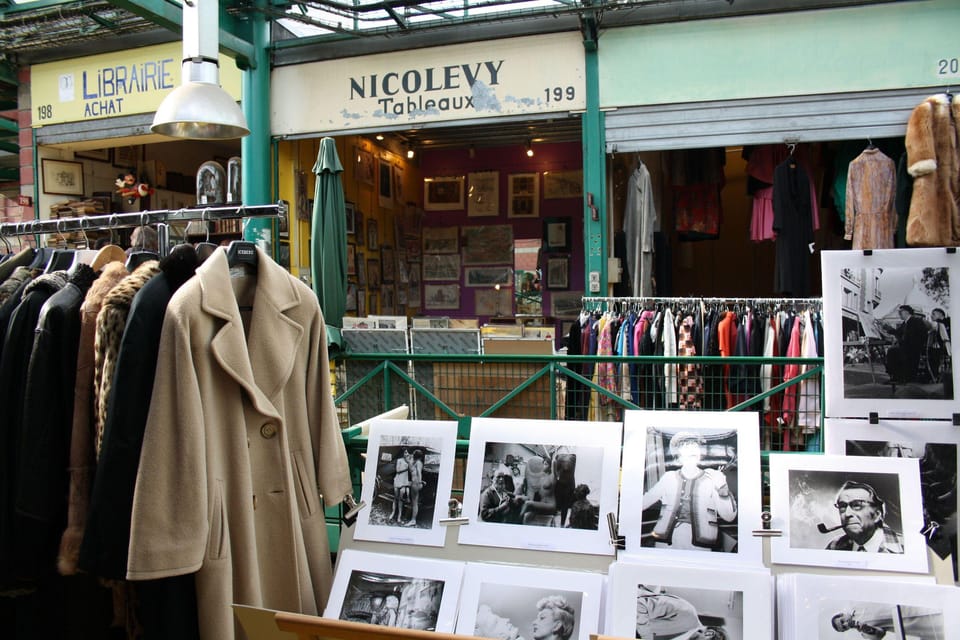 Discover the Flea Market of Saint Ouen and Its Culture - Exploring the Markets Unique Atmospheres