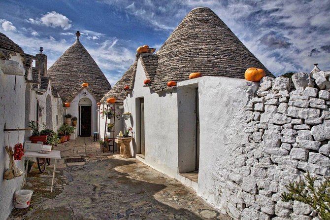 DISCOVERY OF PUGLIA Small Group Tour: 8 Days / 7 Nights - Accommodations in Alberobello and Hotels