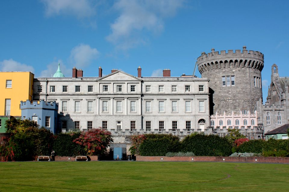 Dublin: Fast-Track Book of Kells Ticket & Dublin Castle Tour - Customer Reviews and Ratings