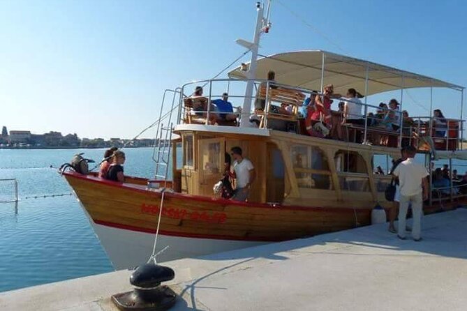 Dubrovnik Islands Boat Tour With Lunch and Unlimited Drinks - Freshly-Prepared Meals Onboard