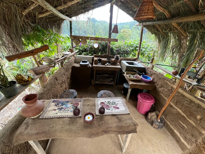 Ella Cook With Sadamali - Preparing a Traditional Meal