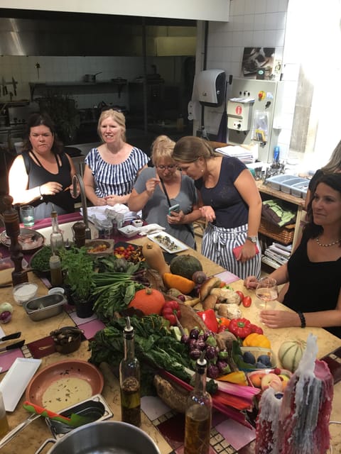 Exceptional Cookery Workshop or Course in Avignon - Booking Considerations