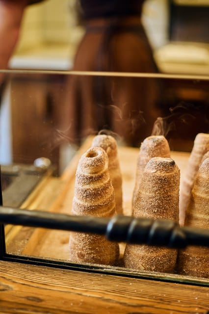 Explore Prague With Our Chimney Cake Prague Trail! - Capturing Landmarks