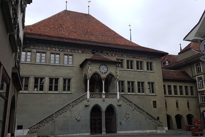 Exploring Swiss Capital City: Private Walking Tour of Bern - Discovering Berns Riverside Parks and Gardens