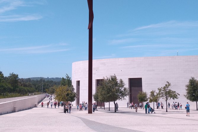 Fatima Shrine Walking Tour - What to Expect