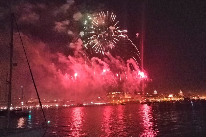 Fireworks and Open Bar in New Years Eve Cruise in Lisbon - Ambiance and Atmosphere on the Cruise