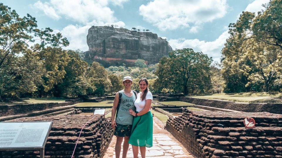 From Bentota: Sigiriya Lion Rock & Dambulla Cave Temple Tour - Batiks Factory & Gem Store