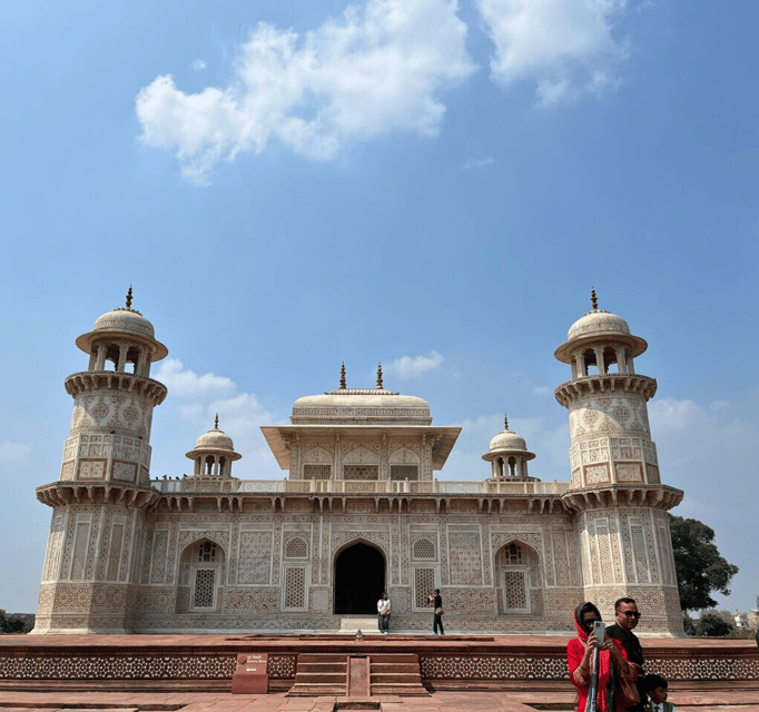 From Delhi: Taj Mahal and Agra Private Day Tour - Tips for Travelers