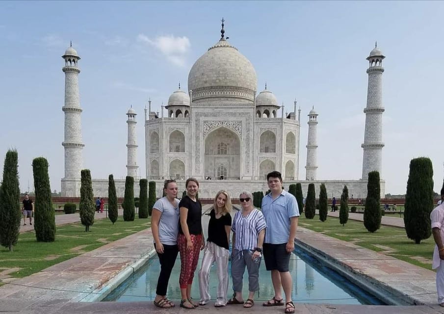 From Delhi: Taj Mahal Sunrise and Agra Fort Tour With Guide - Exploring Agra Fort