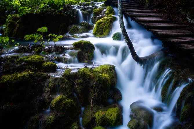 From Zadar: Plitvice Lakes Guided Day Tour With Tickets - Reviews and Ratings